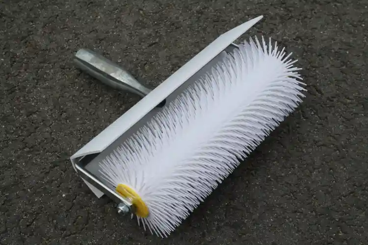 Expressversand Stachelwalze, Entlüftungswalze mit Spritzschutz, 250 mm